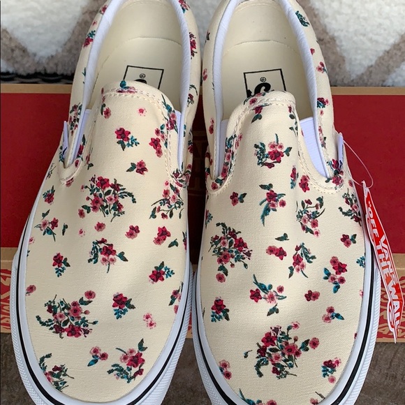 VANS CLASSIC SLIP ON DITSY FLORAL Clwhttrwht WMNS - Picture 9 of 16